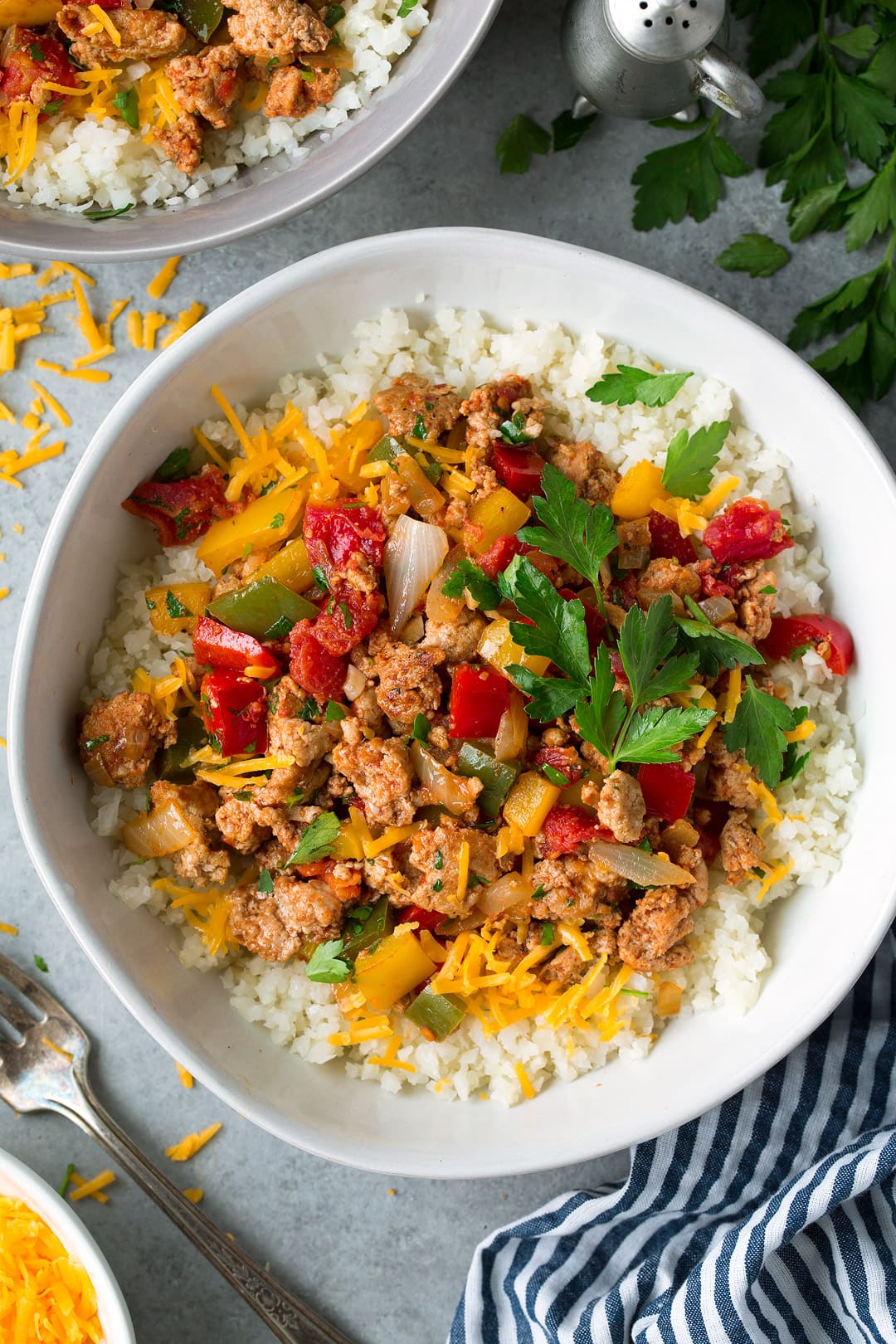 Healthy Turkey & Cauliflower Rice Unstuffed Pepper Bowls Recipe